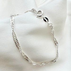 NWT Kelly Bracelet // Sterling Silver